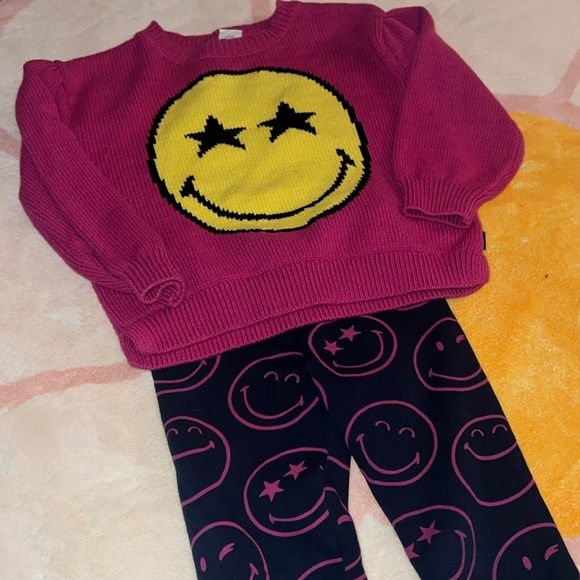 GAP KIDS - Smiley World Sweater & Leggings Set Size 4T - Picture 2 of 6
